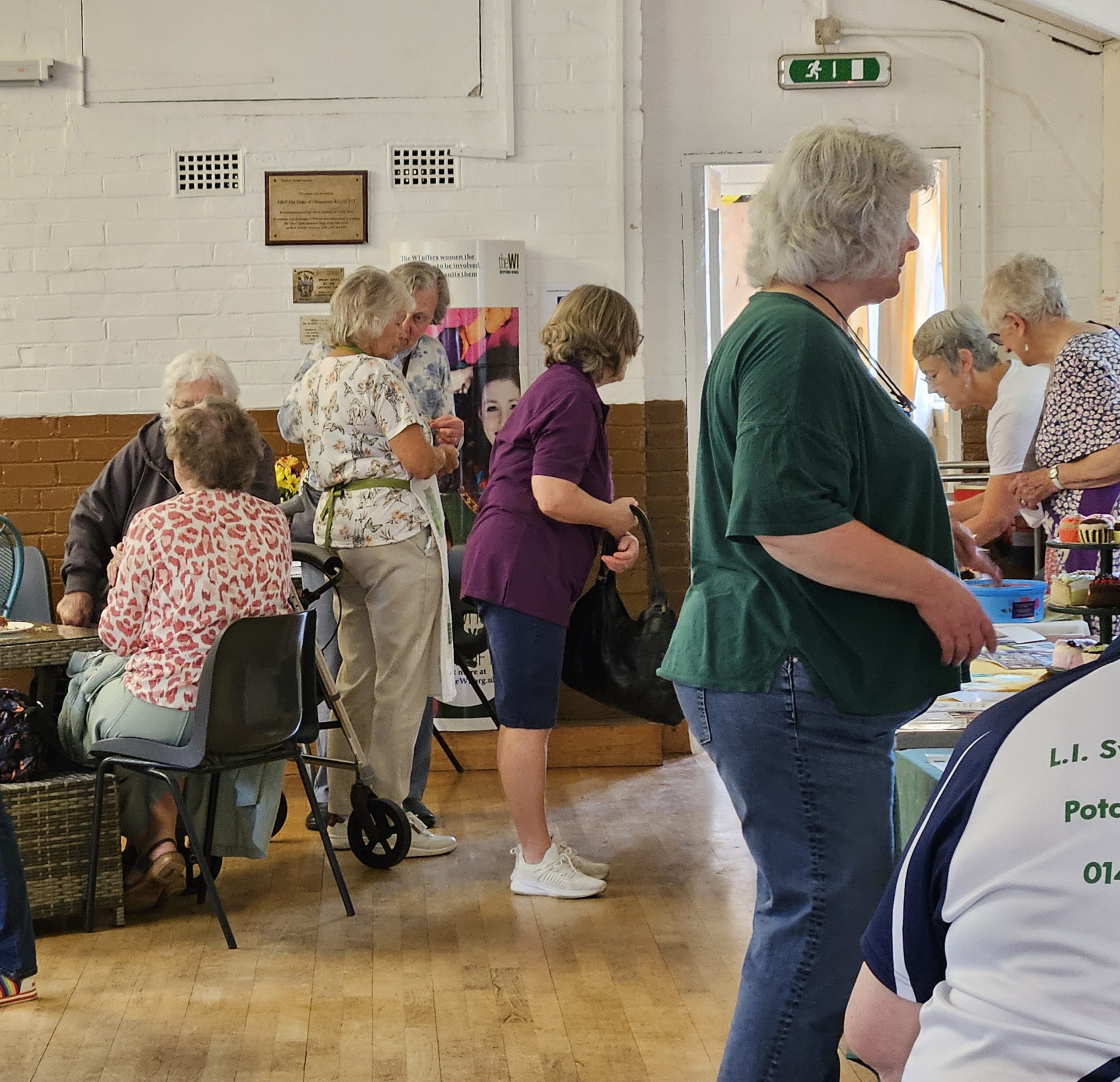 Community Showcase, overview of the Hall and residents